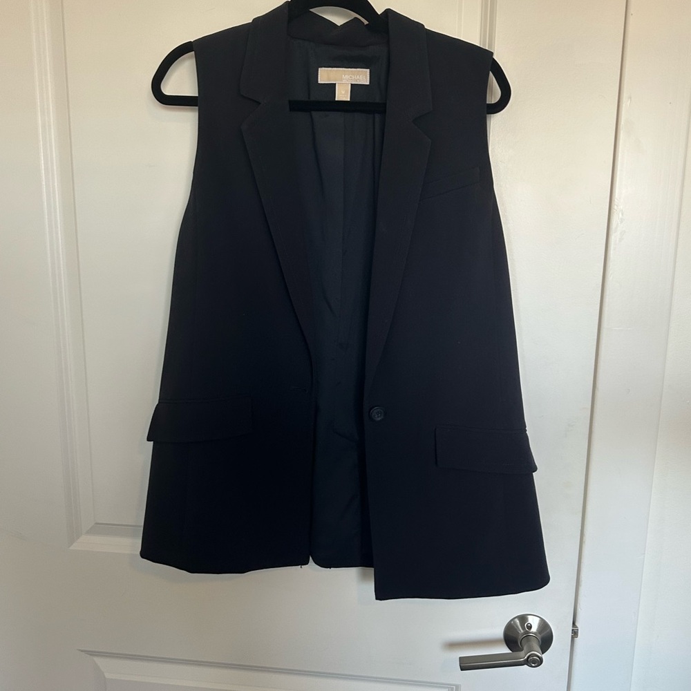 MICHAEL Michael Kors Black Sleeveless Vest